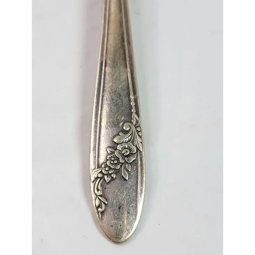 Vintage 1946 Oneida Community Tudor Plate Queen Bess II Silverplate Spoon